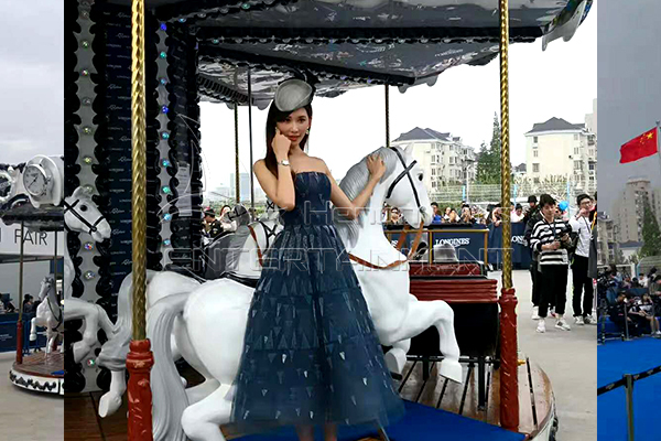 The maintenance of Longines carousel