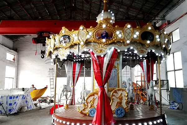 animal carousel is avaiable in Dinis
