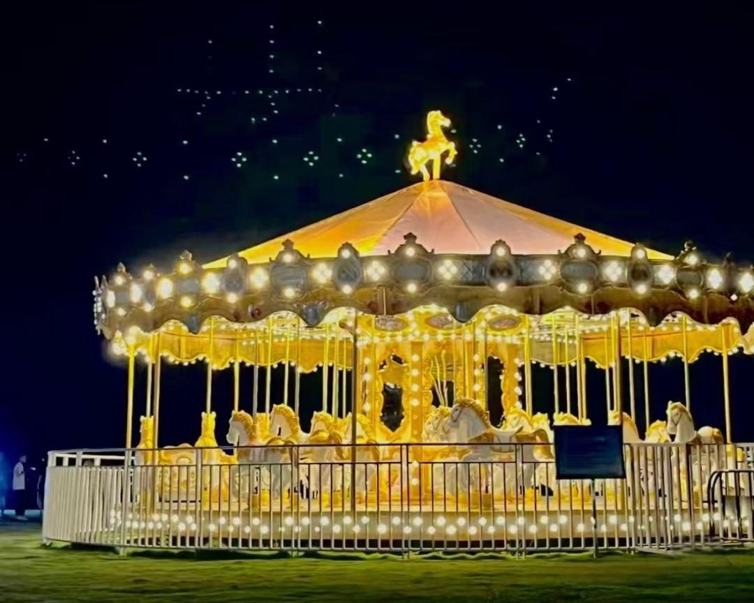 24-Seat Carousel view 2