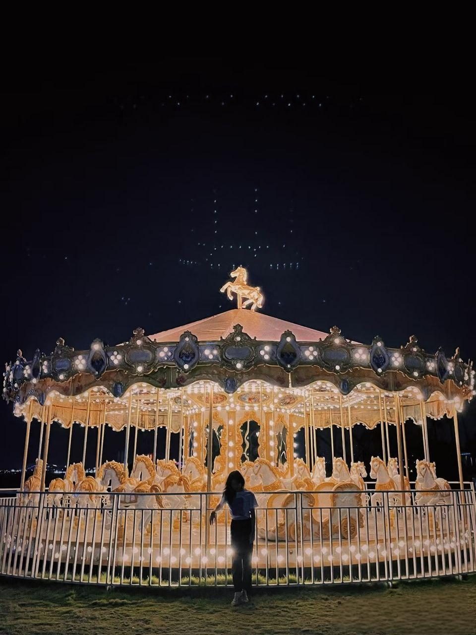 24-Seat Carousel view 3