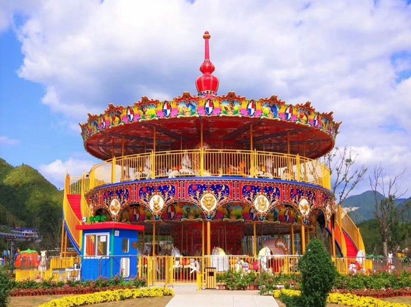 68-Seat Luxury Double Decker Carousel view 2