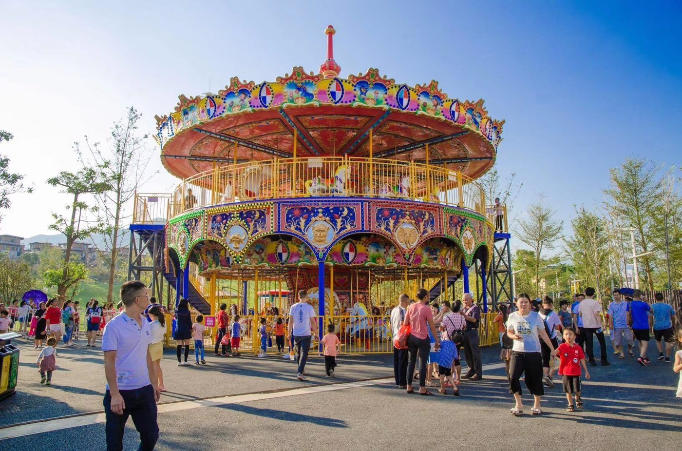 68-Seat Luxury Double Decker Carousel view 4
