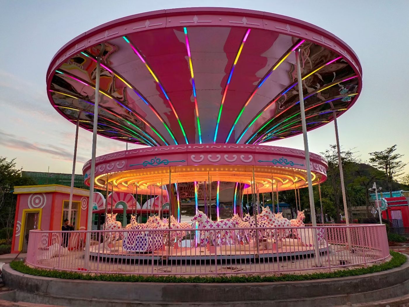 Modern & Themed Carousels