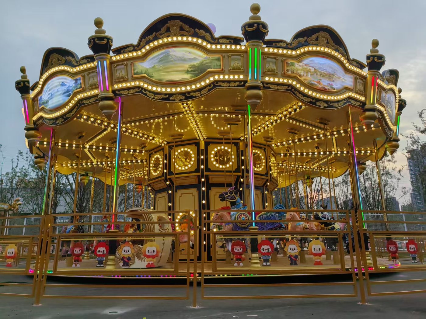 36-Seat Luxury Carousel & Phoenix Ride for Alabama Adventure, USA